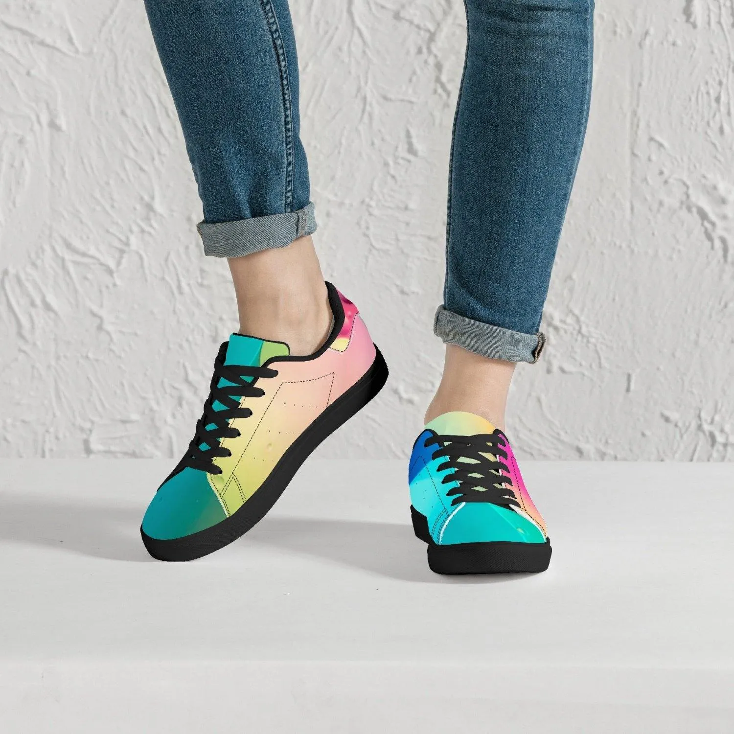 190. Classic Low-Top Leather Sneakers - White/Black