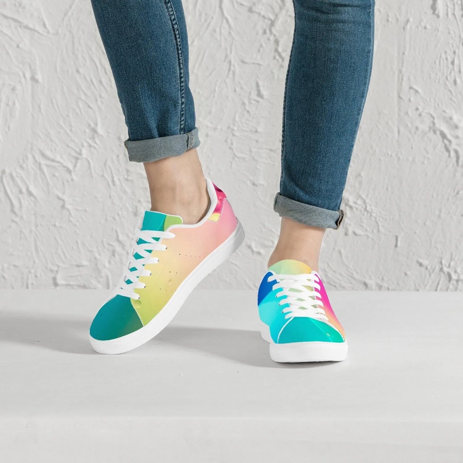 190. Classic Low-Top Leather Sneakers - White/Black