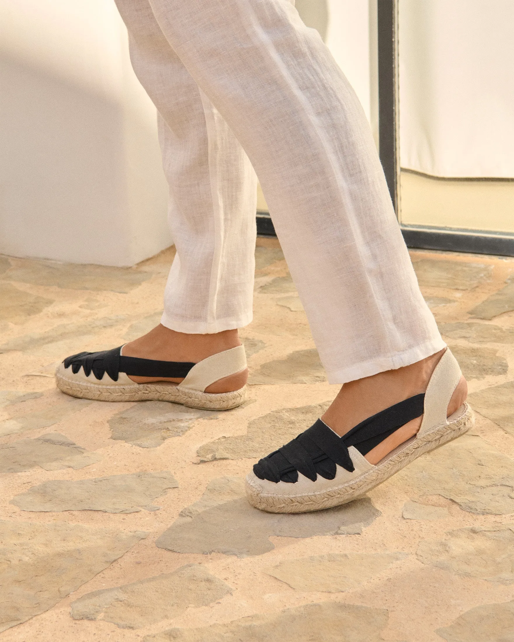 Canvas With Grosgrain|Open-Side Flat Espadrilles - Z36OM - Yucatán Natural And Black