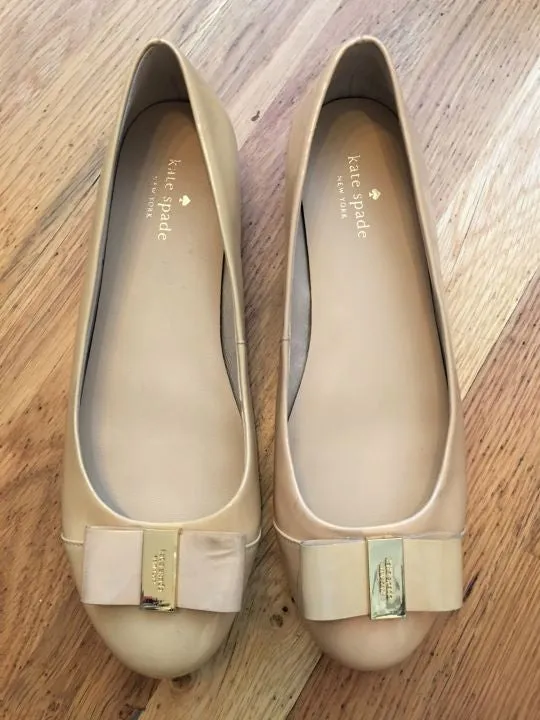 Kate Spade Size 9.5 Thyme Nude Patent Leather Flats