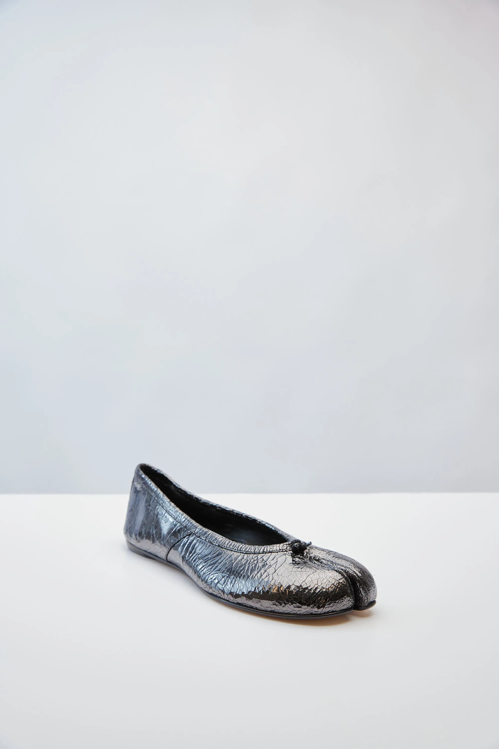 Maison Margiela Tabi Ballet Shoe in Crackle Patent
