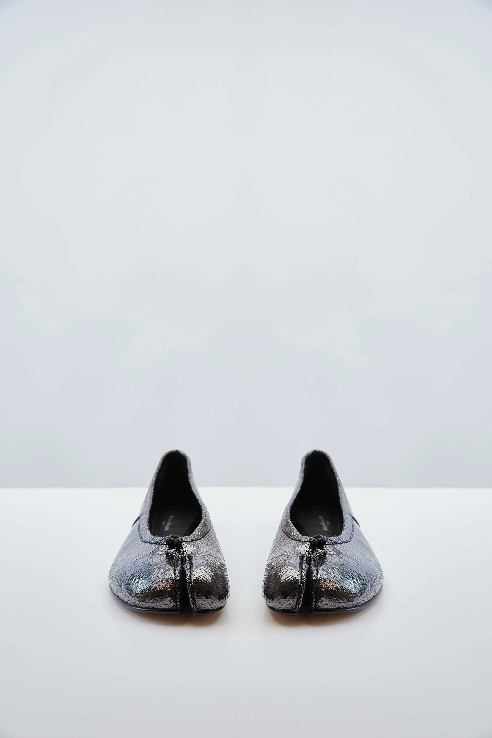 Maison Margiela Tabi Ballet Shoe in Crackle Patent