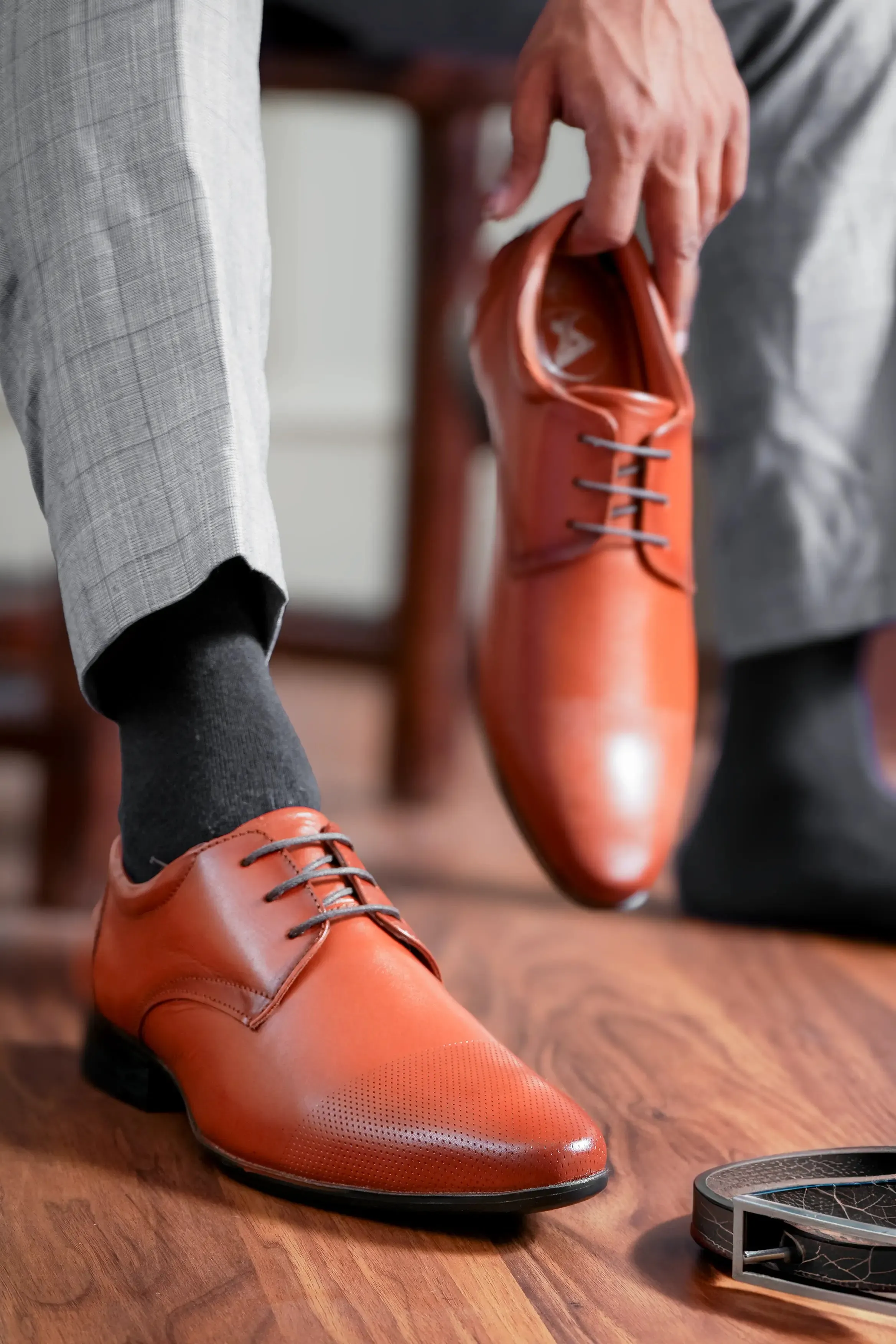 Tailored Full Grain Leather Derby Lace Ups
