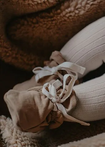 THE STAY-ON BOOTIE - CAMEL