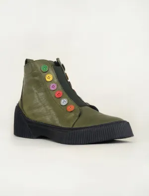 Tina Boot, Olive